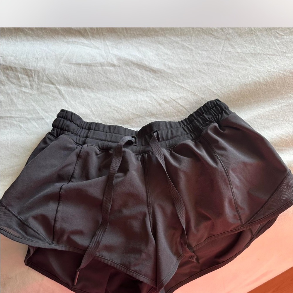 Lululemon hotty hot 2.5”